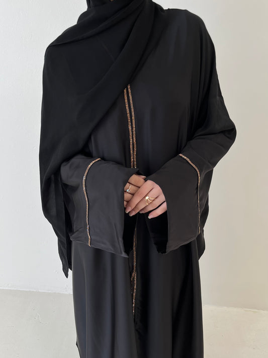 Layaali Abaya